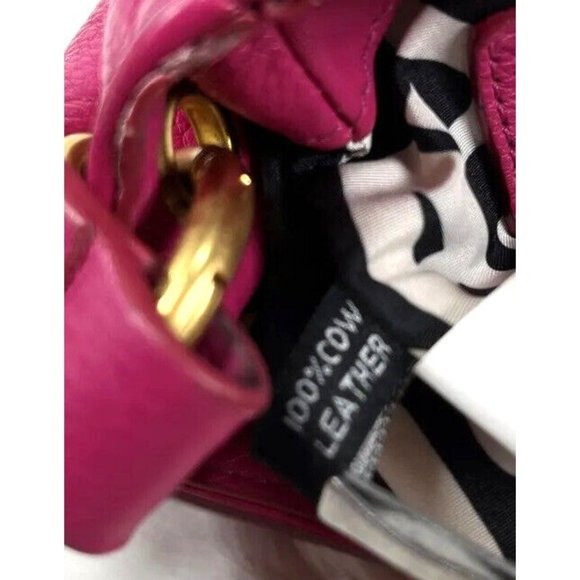 Marc by Marc Jacobs Vintage Fuchsia Pink Leather Spell Out Lining Crossbody Bag - Picture 15 of 16
